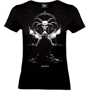 alt="Priest Girlie Shirt Vorderansicht – Tributica Streetwear"